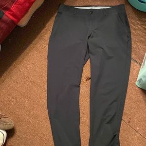 Womens under armour golf pants like new size 12